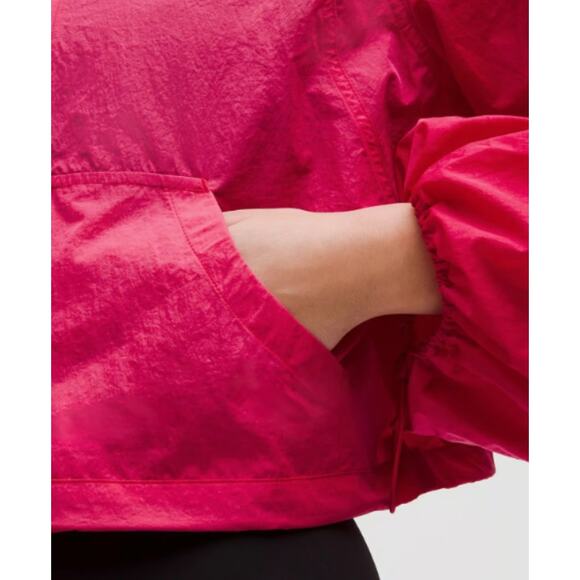 (4) NWT $128 Lululemon‎ Scuba Cropped Anorak Pink Dragonfruit - Picture 4 of 9